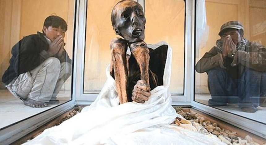 550 year old Mummy of Sangha Tenzin