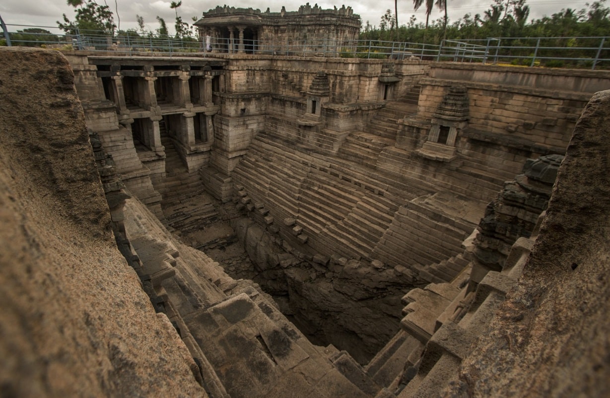 Stepwell Of Ancient Manikesvara Temple, Lakkundi, Karnataka