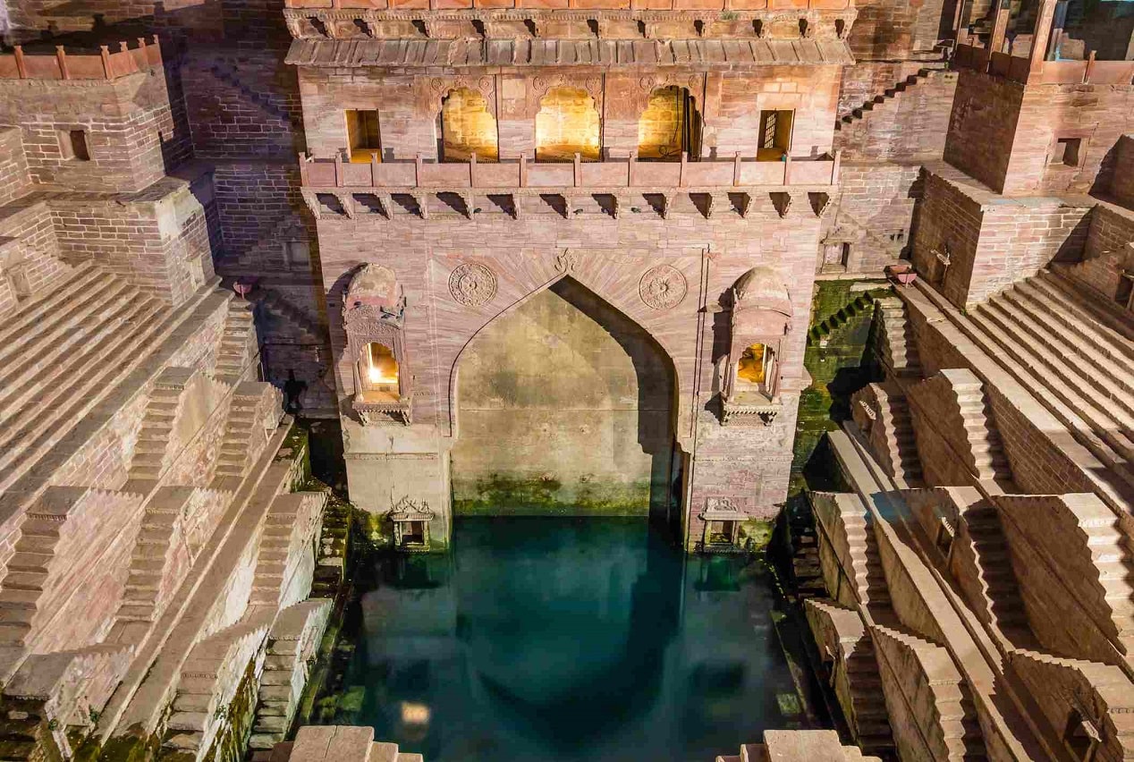 30 Images of Indian Stepwell that will leave you stumped 1