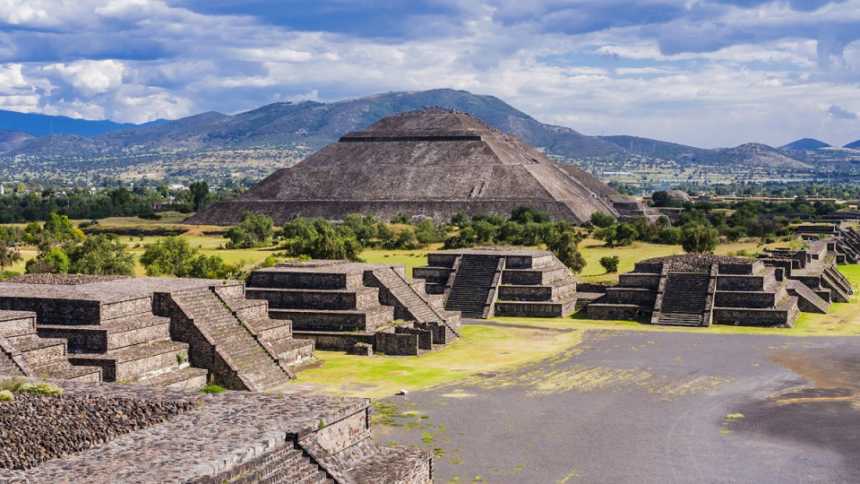 Pyramid of the Sun, Teotihuacan – Mexico
