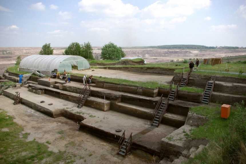 Overview of the excavation at Schöningen