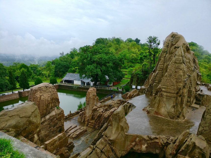 Rock-cut Hindu temples of Masrur