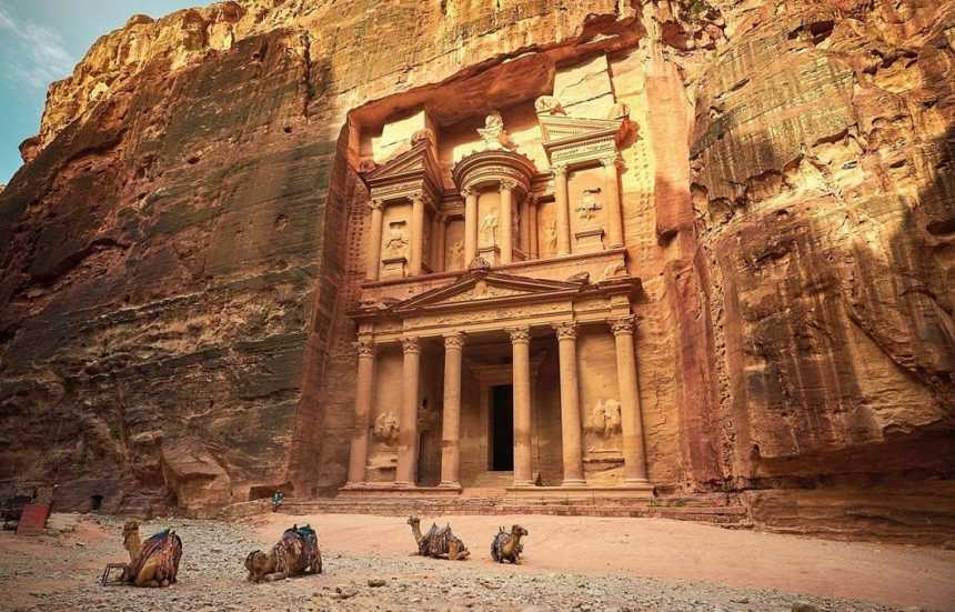 25 Lost Cities Forgotten by Time 1 Petra, Jordan